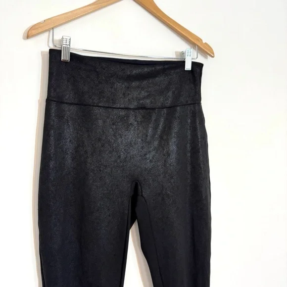 Assets Red Hot Label by SPANX High-Waisted Black Faux Leather Leggings Large - Picture 4 of 12
